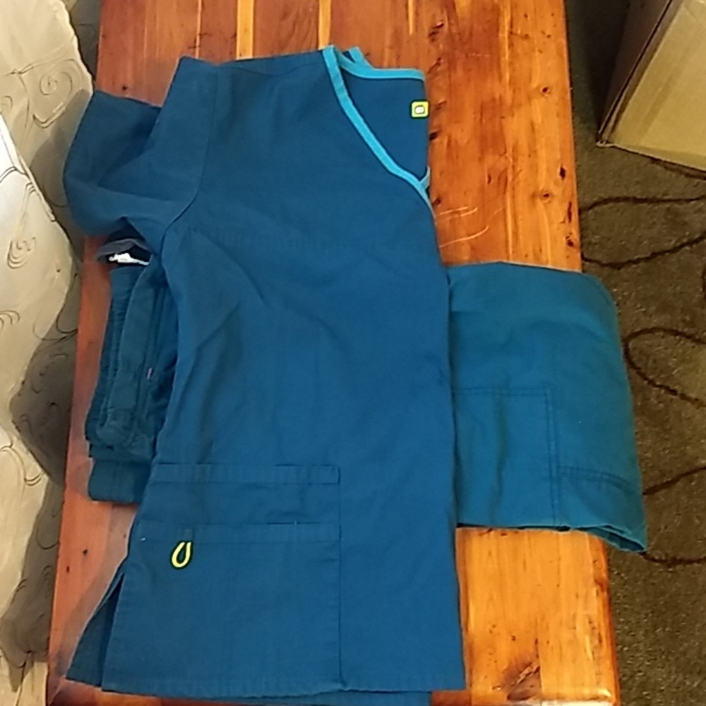 Peacock blue Scrub set